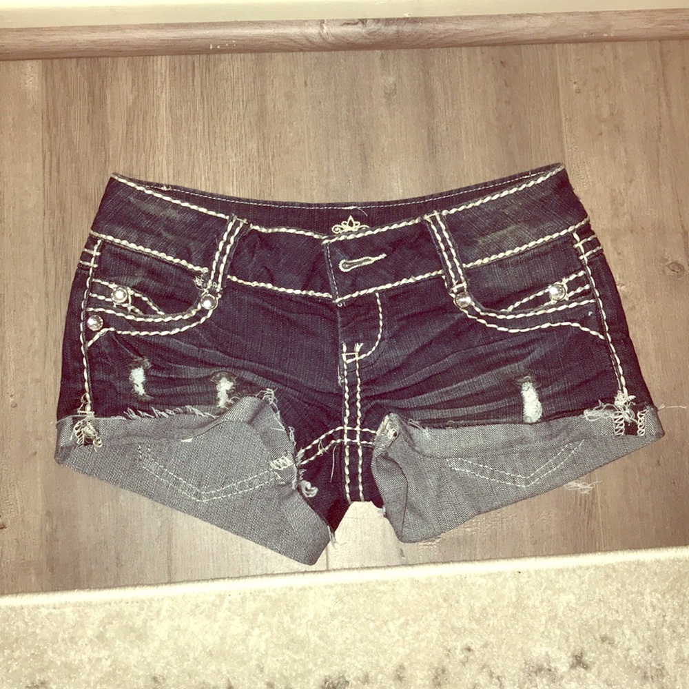 Short shorts